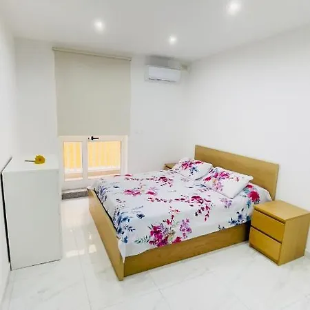 Apartment Peaman Court *
